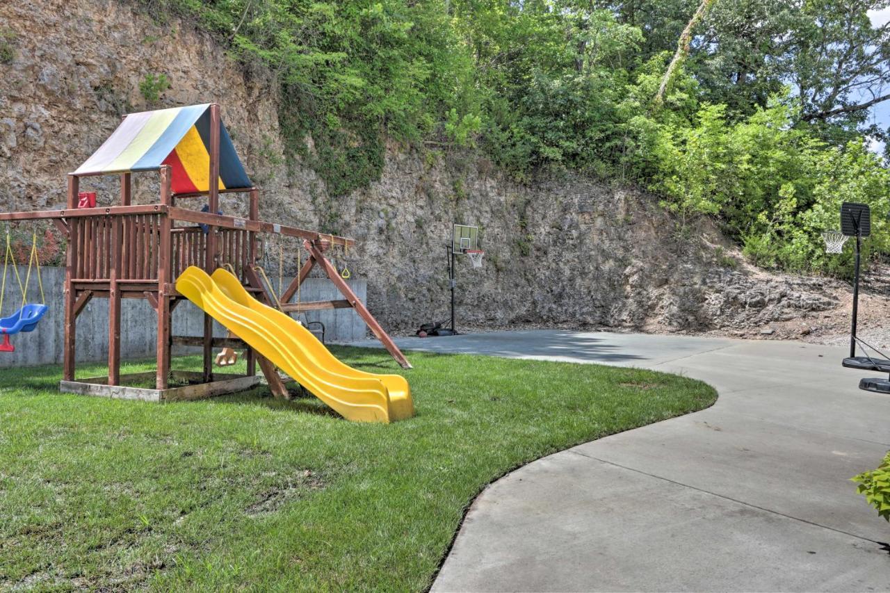 The Lake Escape With Balcony And Pool Access! كامدنتون المظهر الخارجي الصورة